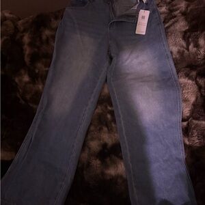 Elegant Denim Flare Jeans